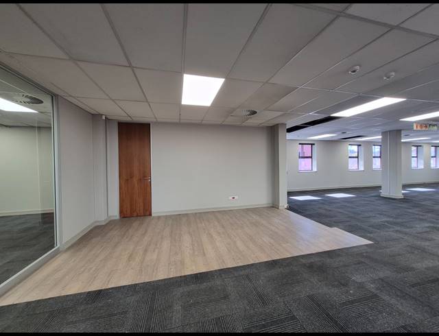 306M² OFFICE TO LET IN WAVERLEY